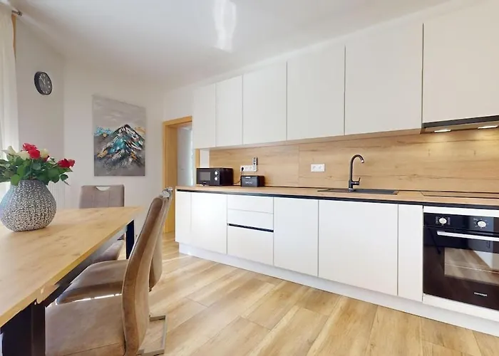 Timea V Terchovej Lejlighed *